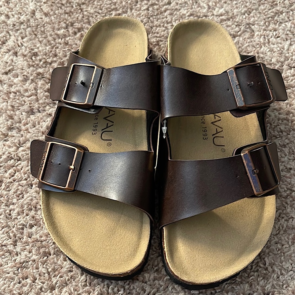 Lavau sandals size 6 NWT